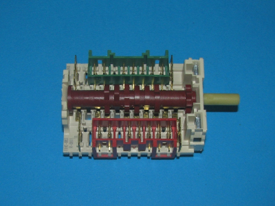 ПЕРЕКЛЮЧАТЕЛЬ